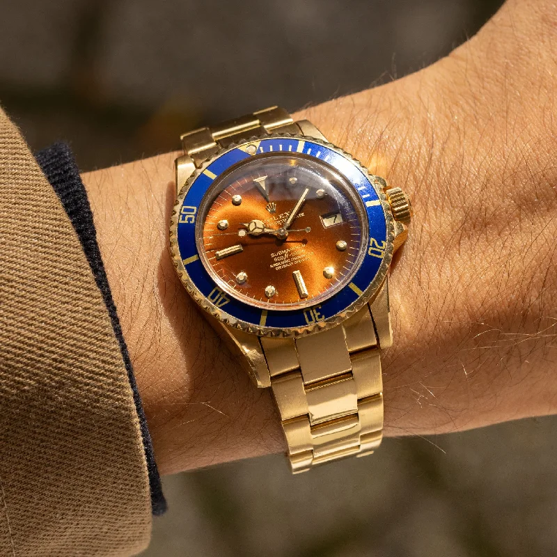 Rolex Submariner 1680/8 in 18k Yellow Gold with Honey Tropical Dial