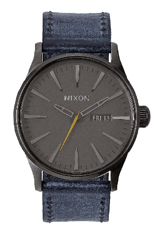 Sentry Leather - Gunmetal / Navy