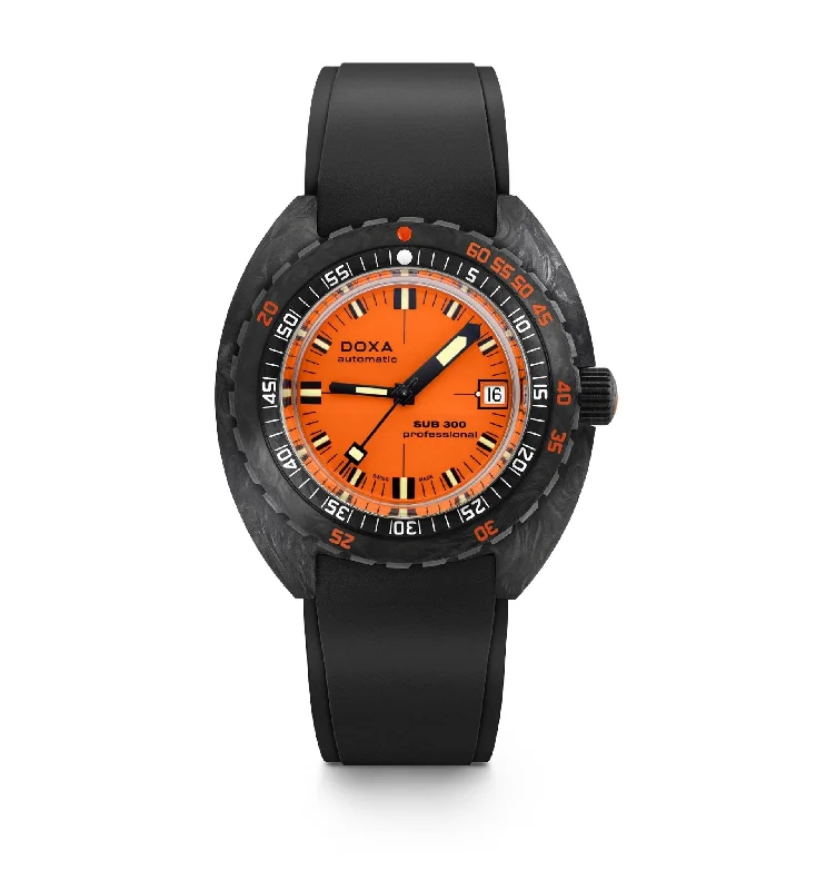 DOXA Sub 300 Carbon Professional Black - 822.70.351.21